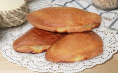 ПИРОЖОК С ТЫКВОЙ, ЯБЛОКОМ И ИЗЮМОМ 65Г