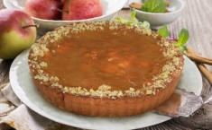 ПИРОГ-СНЕК ЯБЛОКО В СОЛЕНОЙ КАРАМЕЛИ