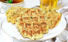 ВАФЛИ КАРТОФЕЛЬНЫЕ С ЗЕЛЕНЬЮ