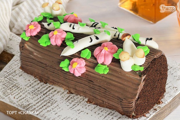 День еды, покрытой шоколадом